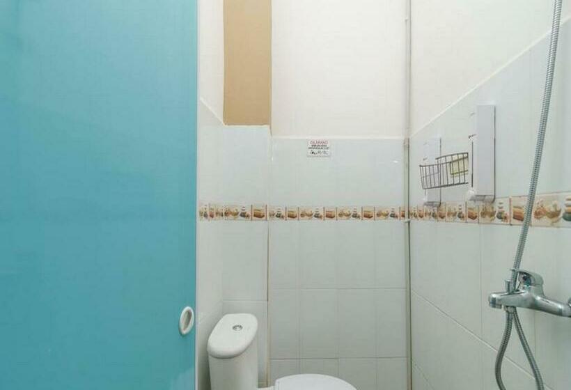 스탠다드 룸, Reddoorz At Tara Homestay Palembang