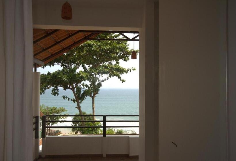 اتاق لوکس با چشم‌انداز دریا, Thanal Beach Resort