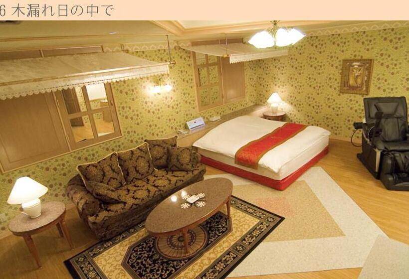 디럭스 룸 킹사이즈 침대, Very Matsusaka