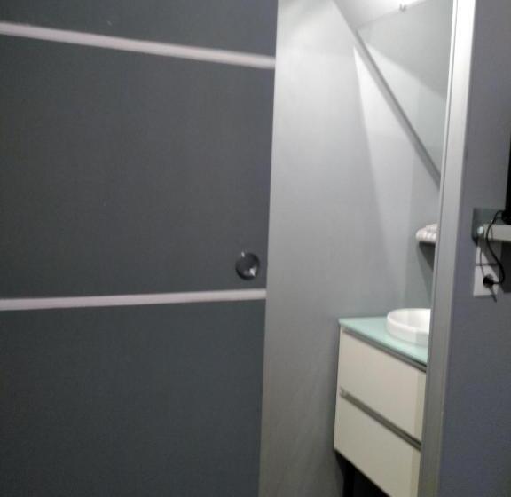 Quarto Estandar Vista Piscina, La Hautée Des Francs