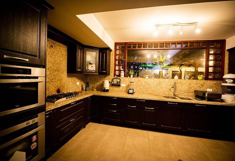 اتاق سوپریور, Hostal Dulce Hogar
