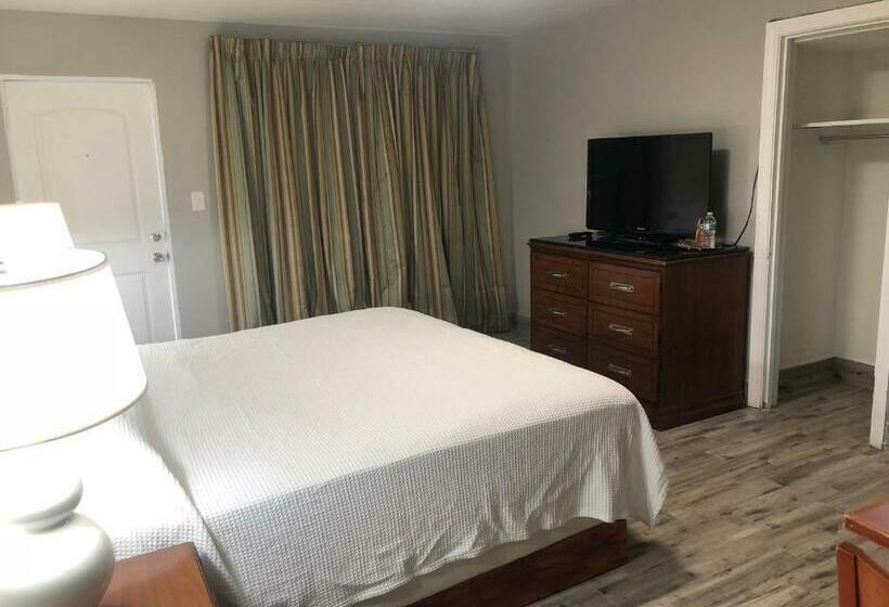 חדר סטנדרט עם מיטת קינג, Bay Breeze Inn Bradenton Downtown