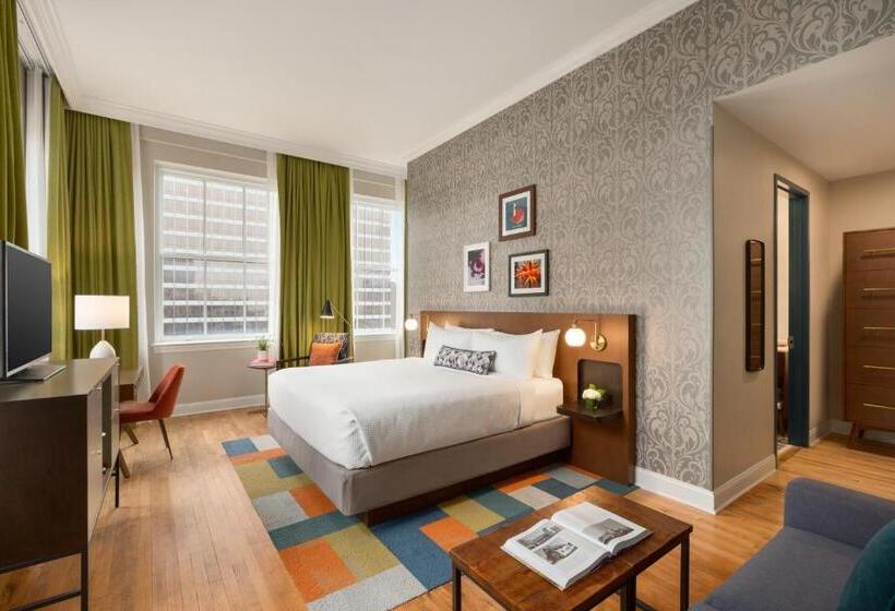 带大床的行政房间, Indigo   Winston Salem Downtown, An Ihg