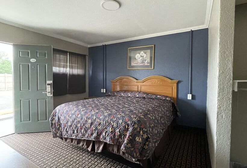 Номер Deluxe, Economy Inn