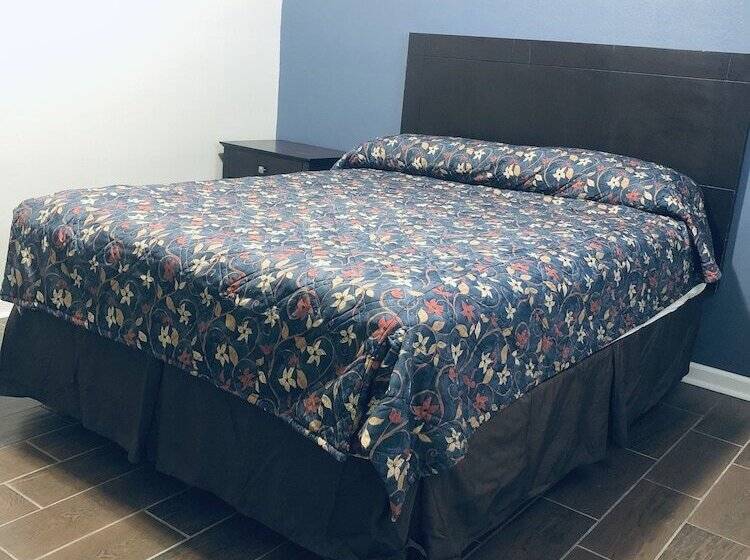 Номер Deluxe, Economy Inn