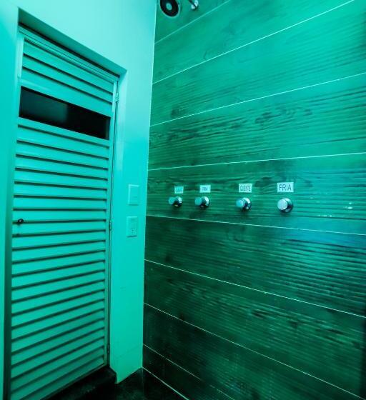 Стандартный Номер Кровать Кинг, Amy Motel
