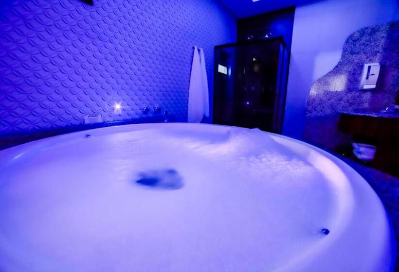 Стандартный Номер Кровать Кинг, Amy Motel