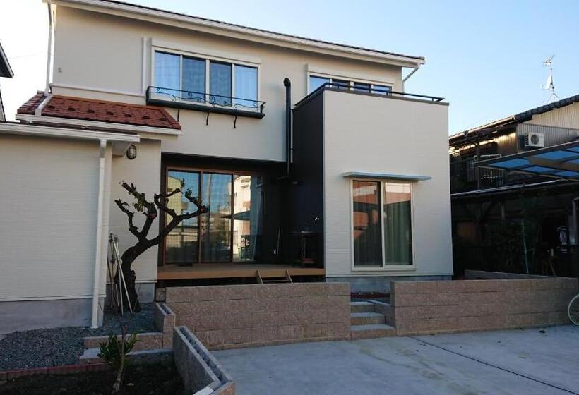 Семейный Номер Deluxe, Guesthouse Gifu Suai