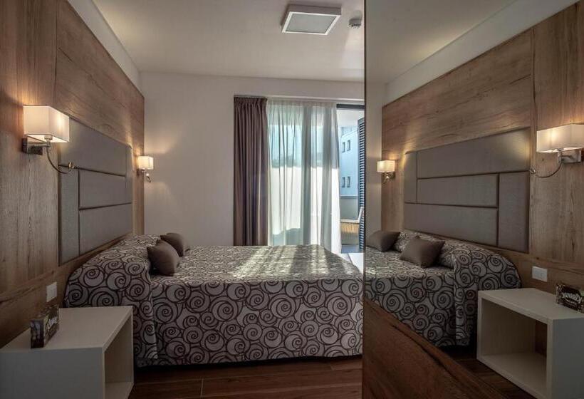 景色の見えるスイートルーム, Aparthotel Miramare