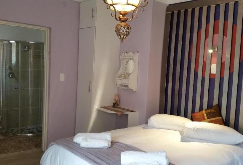 Семейный Номер, Lekkerus Guest House