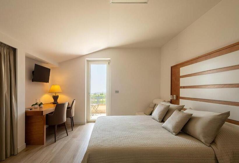 Номер Deluxe, Villa Dei Tigli Resort & Spa