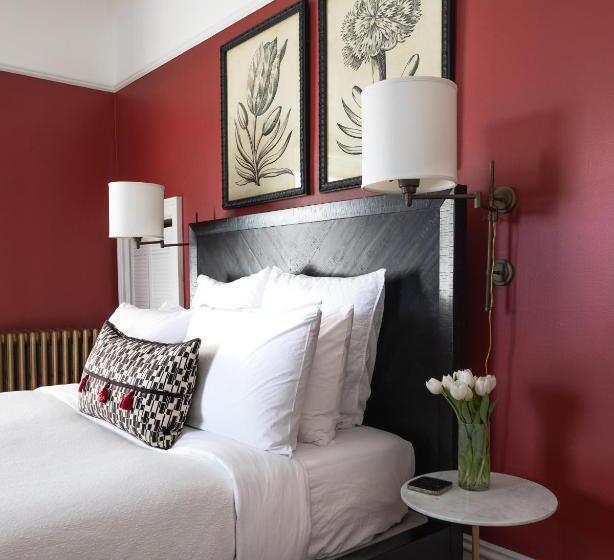 Номер Deluxe, The Water Street Inn