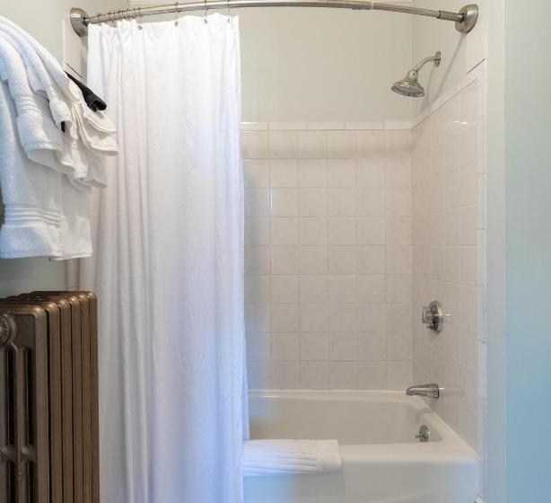 Номер Deluxe Кровать Кинг, The Water Street Inn