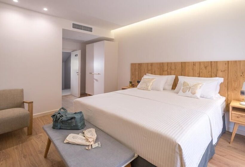 サイドオーシャンビューバルコニー付スタンダードルーム, Glow Boutique Hotel & Suites