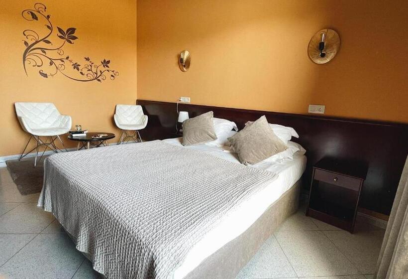 Номер Superior, Hostal Rural Can Pau