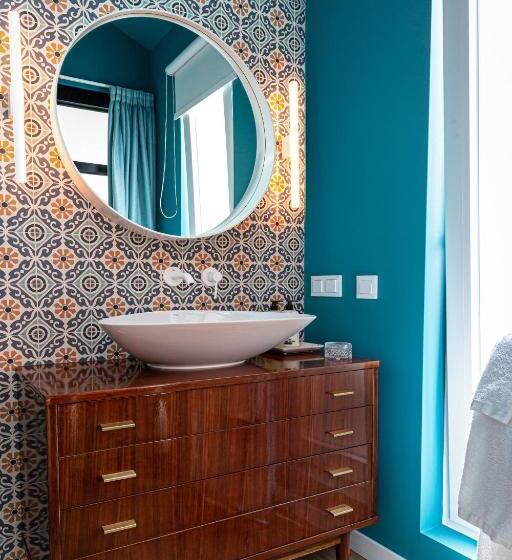 سوییت جونیور با چشم‌انداز دریا, Emcasa Boutique Guesthouse