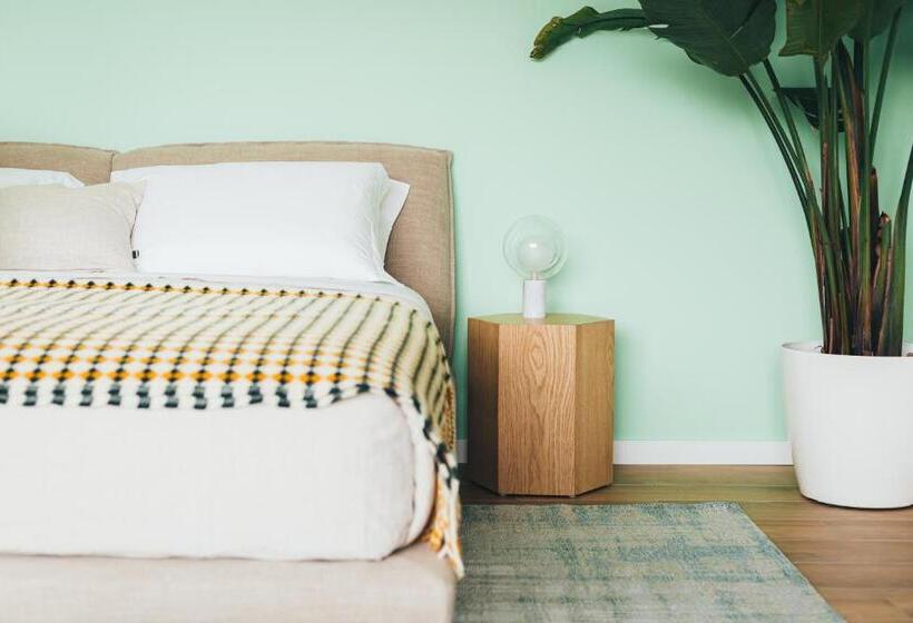 سوییت با چشم‌انداز دریا, Emcasa Boutique Guesthouse