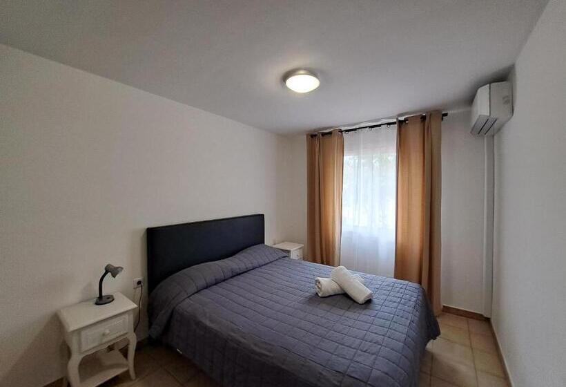 Апартаменты 2 Спальни, Bungalows Filippi