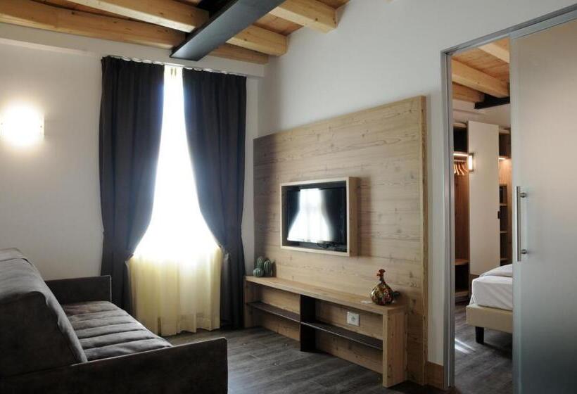 Апартаменты 1 Спальня с Видом, Touring Hotel & Spa