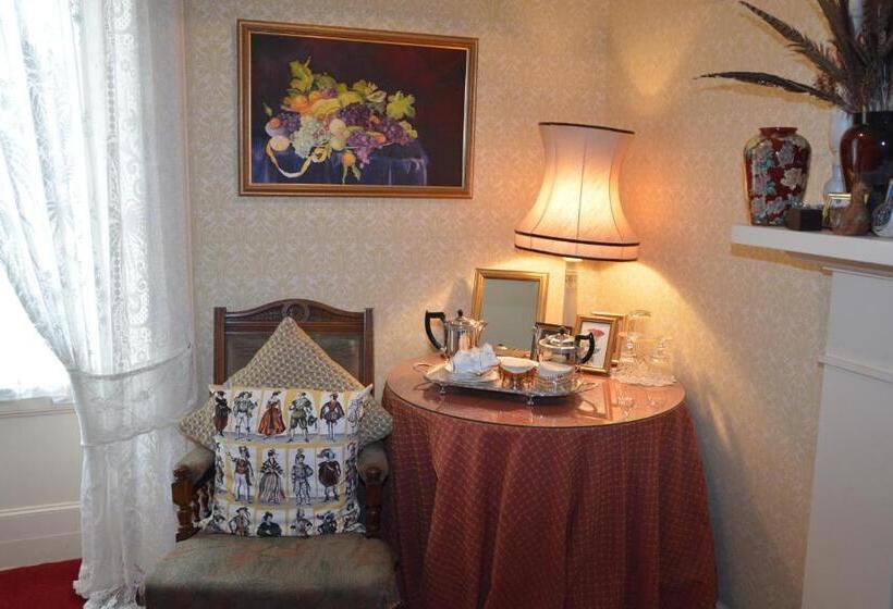Номер Deluxe, Scaurbridge House