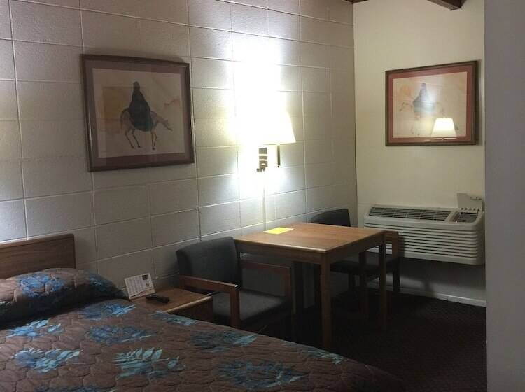 Номер Стандарт Индивидуальный, Lazy U Motel