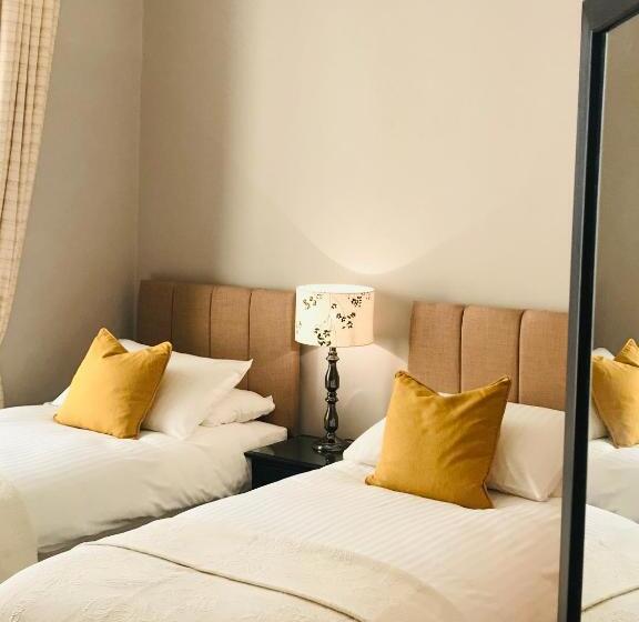 Номер Стандарт Боковой Вид на Море, Endeavour Guest House