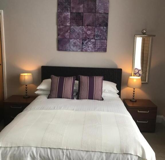 Номер Deluxe Вид на Море Боковой, Endeavour Guest House
