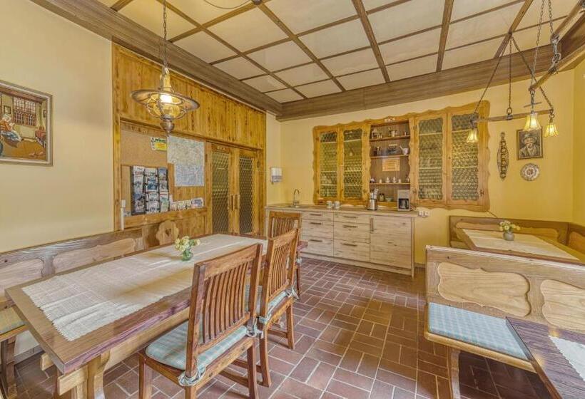 Дом 1 Спальня, Bauernhofpension Runenhof