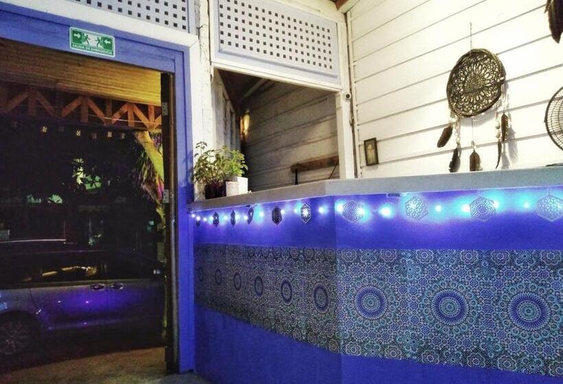 اتاق استاندارد با تخت بزرگ, Riad Lola