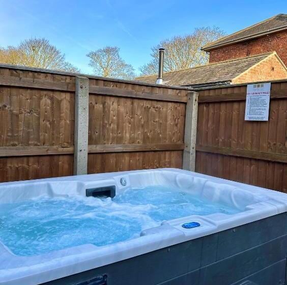 Quarto Deluxe, Grange Farm Park