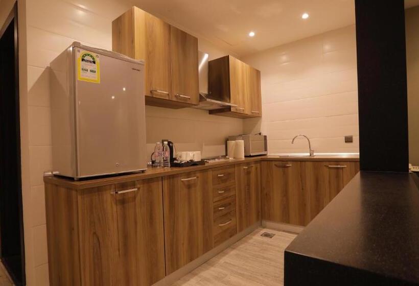 Королевский Люкс, ستاى ان السلامه غرف واجنحه فندقيه Stay Inn Suites