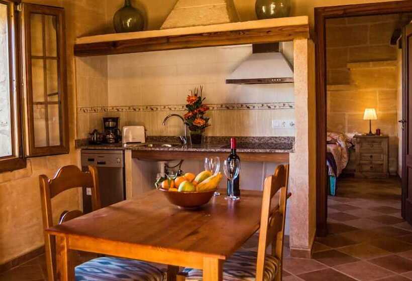 Полулюкс Вид на Горы, Agroturismo Es Gallicant