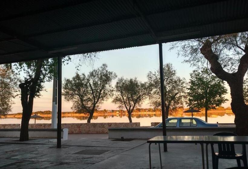 غرفة قياسية فردية, Las Banderas