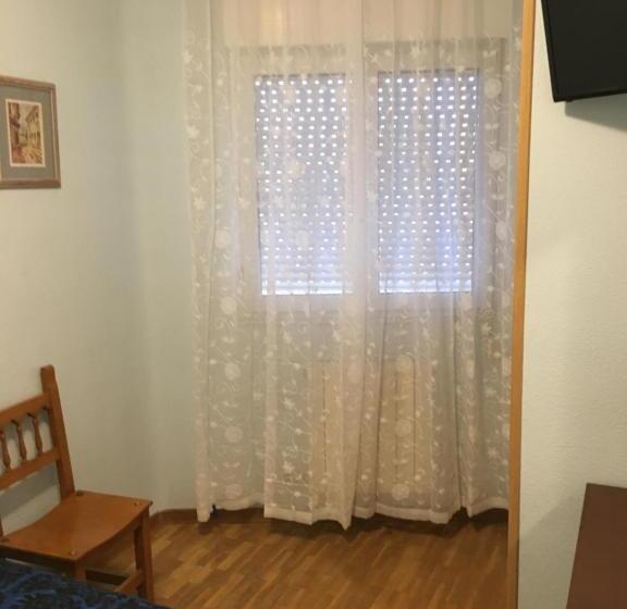 חדר סטנדרט יחיד, Hostal Ec Leon