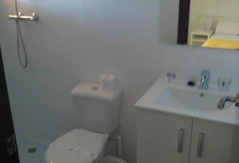Номер Стандарт Вид на Море, Hostal Cubelles