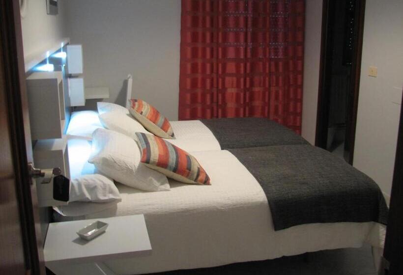 اتاق استاندارد, Hostal Meson Do Loyo