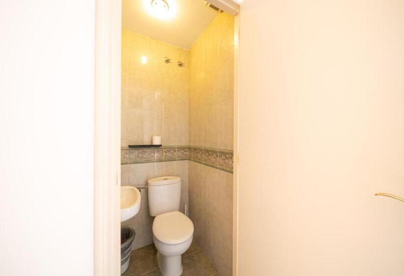 Номер Стандарт Индивидуальный с Балконом, Hostal Bonanza