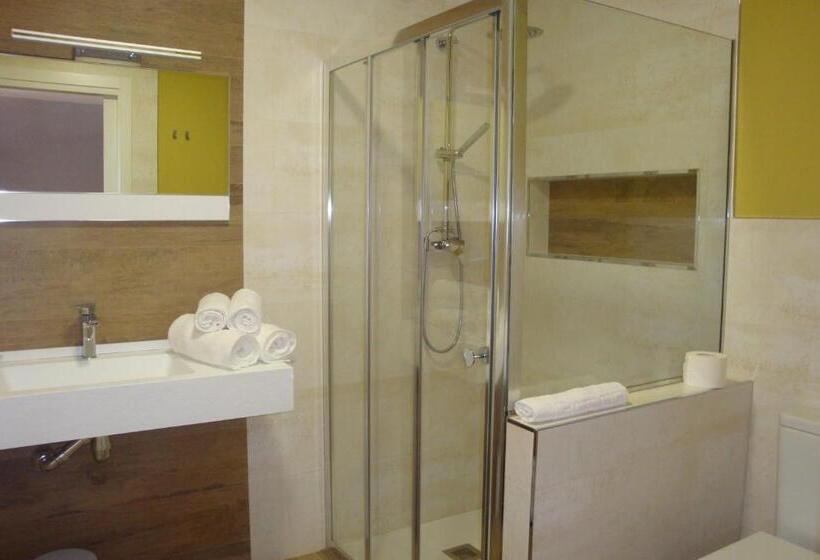 Апартаменты 2 Спальни, Hostal El Recanto