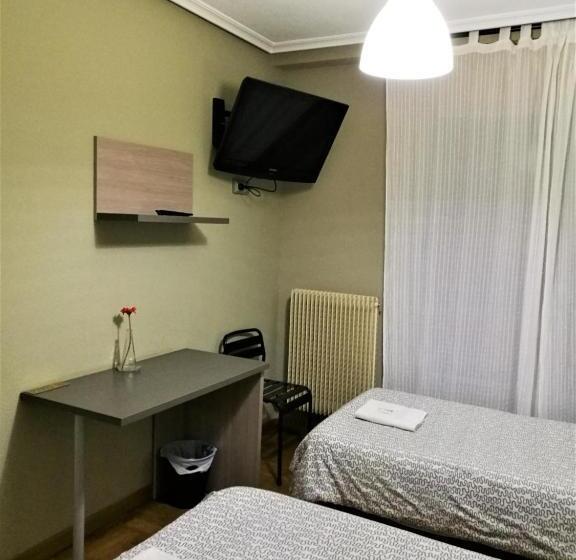 غرفة قياسية مع حمام خارجي, Pension Santiago