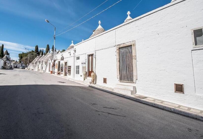 Номер Стандарт, Trulli Antichi Mestieri   Widespread Trulli In The Historic Center
