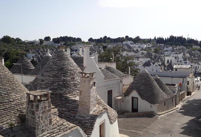 Семейный Номер, Trulli Antichi Mestieri   Widespread Trulli In The Historic Center