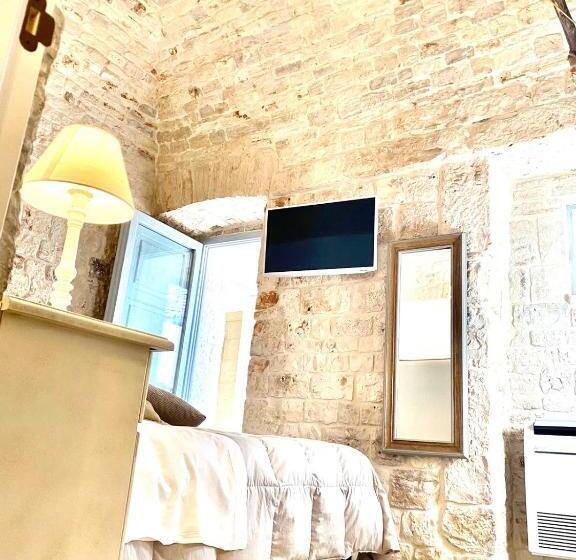 Четырехместный Номер Superior, Trulli Antichi Mestieri   Widespread Trulli In The Historic Center