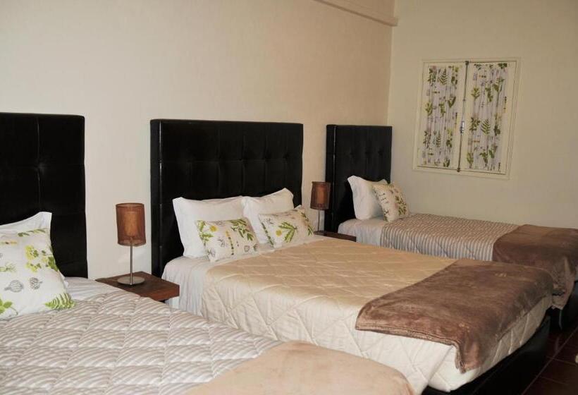 Четырехместный Номер Стандарт, Ester Guest House