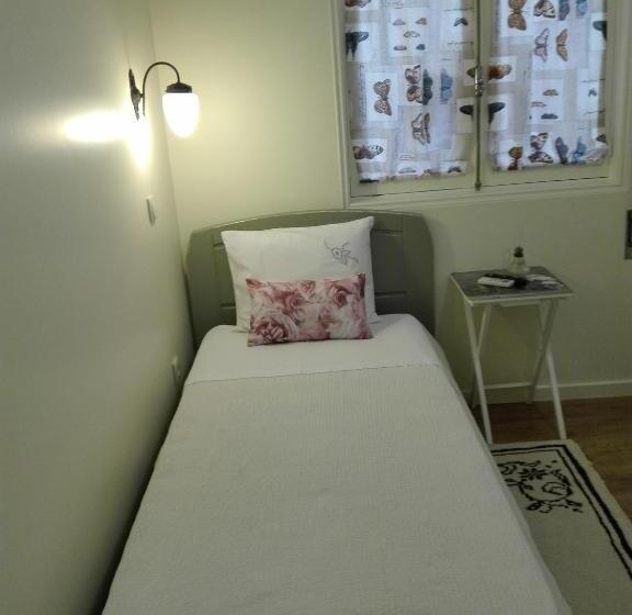Номер Стандарт Индивидуальный, Ester Guest House