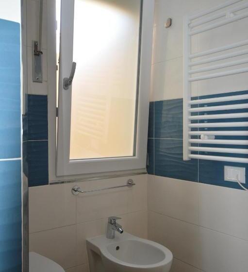 اتاق استاندارد سه نفره, Palafiori Rooms Sanremo