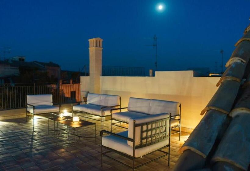 سوئیت با بالکن, Antica Torre Di Iuso