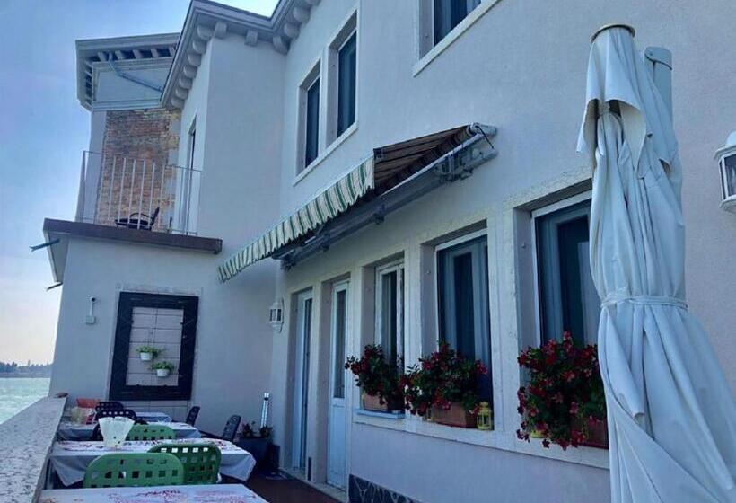 Quarto Estandar, Casa Sulla Laguna