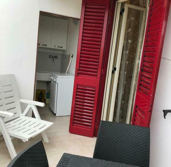 스탠다드 스튜디오, Agriturismo Azzarone