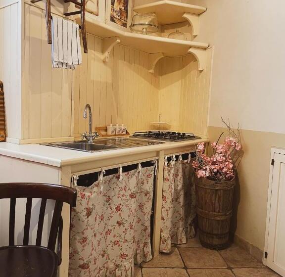 غرفة قياسية رباعية, Novecento Room And Breakfast Puglia