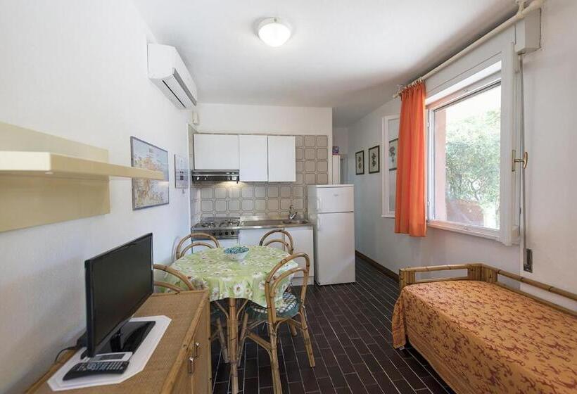 Апартаменты 1 Спальня Нижний Этаж, Residence Capobianco